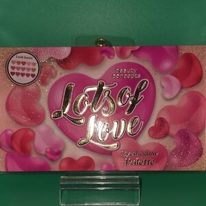 Lots of Love Eyeshadow Palette - Pink Heart Design